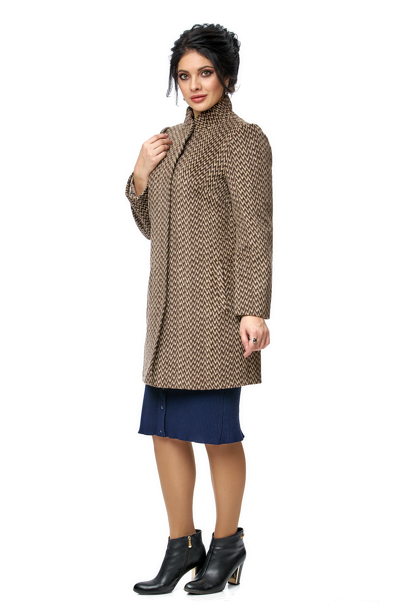 Женское пальто из текстиля с воротником 8001018-2